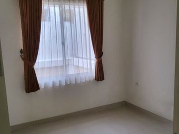 Dijual Rumah Cluster Flamingo Gading Serpong Tangerang Siap Huni Lokasi Nyaman Strategis Harga Murah