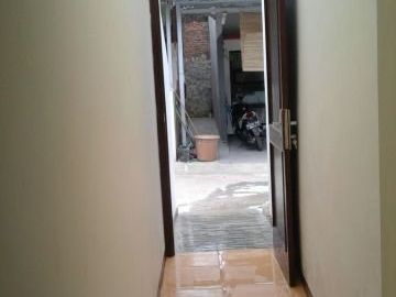 Rumah 2 lantai, SHM, di Nirwana Cipayung, Depok