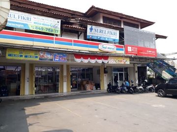 Tanah aktif pinggir jalan bebas banjir cocok untuk usaha di jatiwaringin