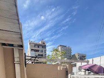 PH en  la mejor zona de barracas sobre A.del valle a metros de Montes de oca