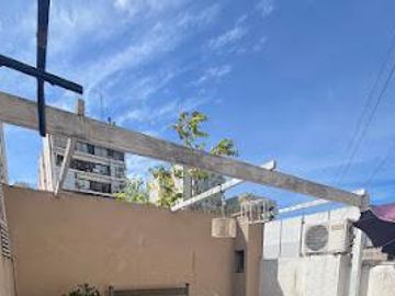 PH en  la mejor zona de barracas sobre A.del valle a metros de Montes de oca