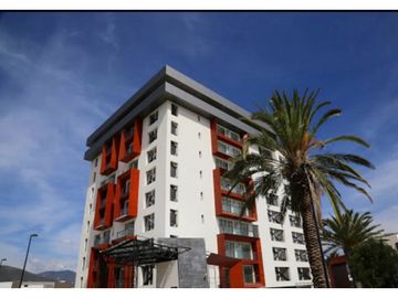Venta de precioso y amplio departamento de lujo en ALTEA Luxury Living