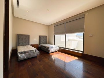 CASA  EN VENTA EN COLONIA FUENTES DEL VALLE