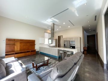 CASA  EN VENTA EN COLONIA FUENTES DEL VALLE