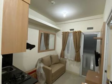 Apartemen green pramuka city bulanan murah fully furnished