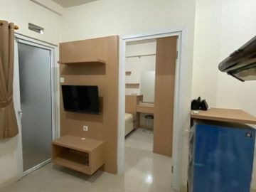Apartemen green pramuka city bulanan murah fully furnished