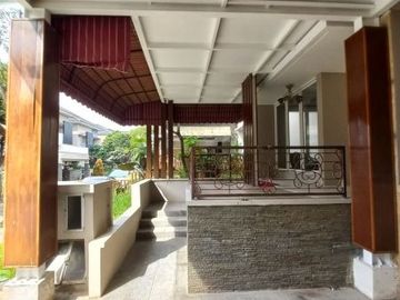 Hunian 2 Lantai luas tanah 203 m2 di Kebayoran Bintaro Jaya, SC-7000