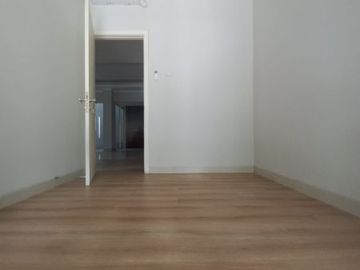 Hunian 2 Lantai luas tanah 203 m2 di Kebayoran Bintaro Jaya, SC-7000
