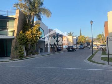 Hermosa casa en venta Fraccionamiento Valle del Sol