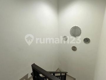 Disewakan Rumah di Milenial Pik2 Furnish