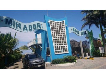 Se vende lote en primera linea de mar Play San Jose