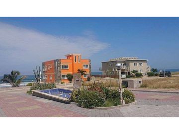 Se vende lote en primera linea de mar Play San Jose