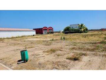 Se vende lote en primera linea de mar Play San Jose