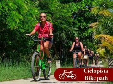 Departamento con acceso directo a la alberca (swim up), areas comunes rodeadas