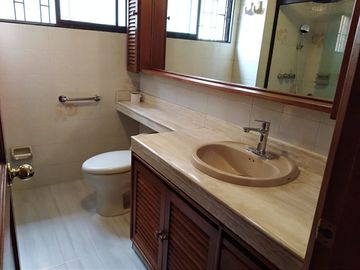 apartamento en arriendo en chico norte. Cod A5125