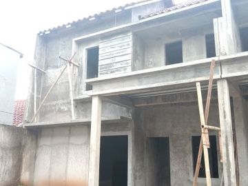 rumah tingkat harga terjangkau dan fasilitas terbaik