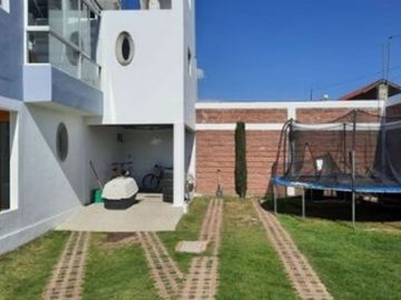 CASA EN VENTA EN SANTAMARIA NATIVITAS,CALIMAYA