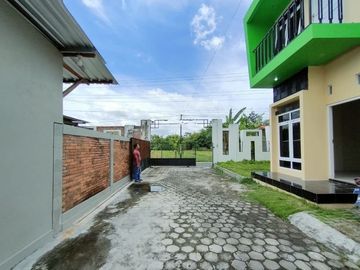 Rumah baru 2 lantai di selatan Terminal Giwangan