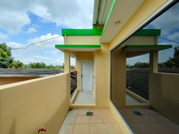 Rumah baru 2 lantai di selatan Terminal Giwangan