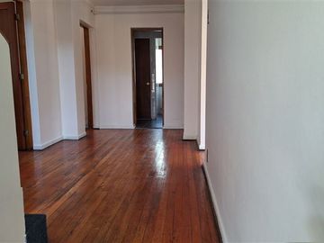 Oficina en Venta en Metro Cristóbal Colon/ Av. Tobalaba