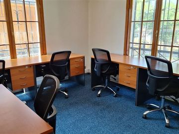 Oficina en Venta en Metro Cristóbal Colon/ Av. Tobalaba