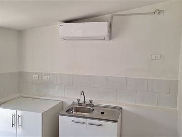 Oficina en Venta en Metro Cristóbal Colon/ Av. Tobalaba