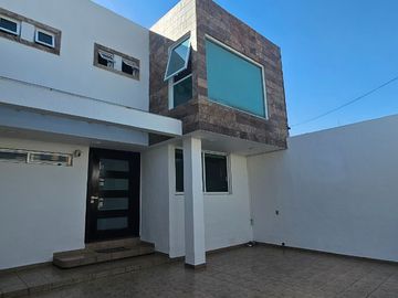 VENTA CASA EN VERGEL DE ARBOLEDAS, CALLE CERRADA NUEVA