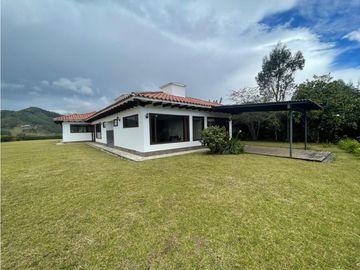 Venta Casa en El Retiro Antioquia.