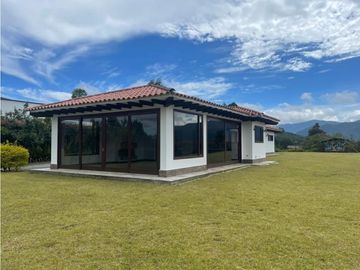 Venta Casa en El Retiro Antioquia.