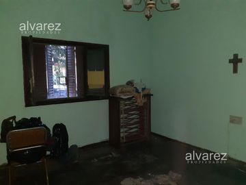 Casa 3 Ambientes Venta Villa Lynch A Refaccionar
