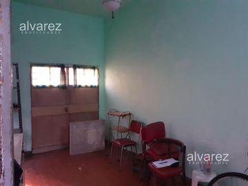 Casa 3 Ambientes Venta Villa Lynch A Refaccionar