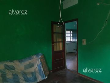 Casa 3 Ambientes Venta Villa Lynch A Refaccionar