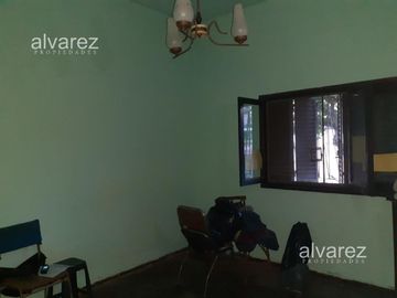 Casa 3 Ambientes Venta Villa Lynch A Refaccionar