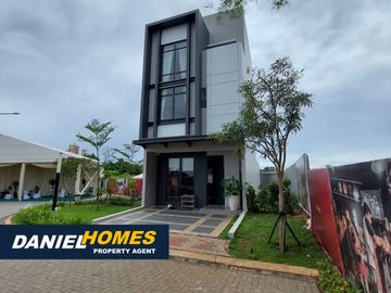Latinos Business District Lokasi Strategis di BSD City