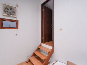 Rumah LT 105 Terawat Dekat Lagoon Avenue Mall Bekasi Bisa KPR J-40039