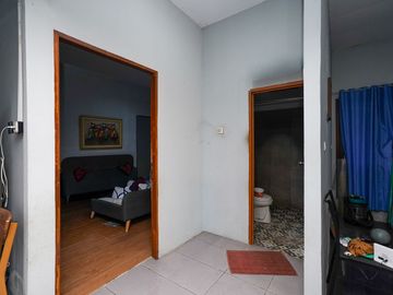 Rumah LT 105 Terawat Dekat Lagoon Avenue Mall Bekasi Bisa KPR J-40039