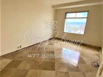 DEPARTAMENTO EN VENTA León,Gto; BLVD. CAMPESTRE, ALTUS, JUNTO A LA SALLE, 3 REC.