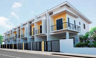 3 BEDROOM TOWNHOUSE UNIT FOR SALE IN QUEZON CITY