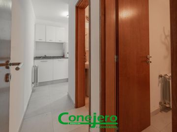 LA RUFINA casa  2 plantas 4 dormitorios con excelente vista y gran patio plano y pileta