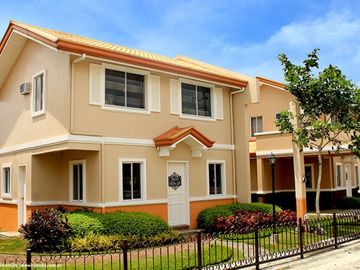 5 bedrooms house and lot - Ideal Family residence in Bacolod