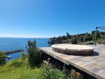 Casa en venta de 7 dorm. en Puerto Octay