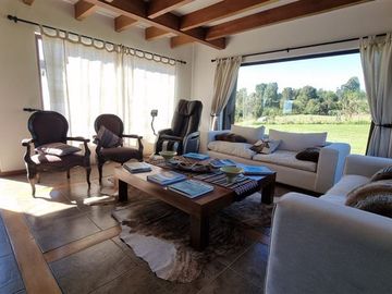 Casa en venta de 7 dorm. en Puerto Octay