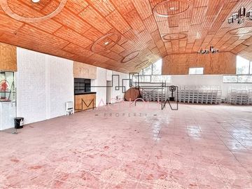 Local Comercial en Venta en Ramón Subercaseaux
