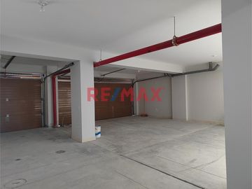 Descubre este hermoso departamento de 63 m² en el tercer piso de un edificio moderno en la Urb. Natasha Alta.

✨Características principales:

Habi