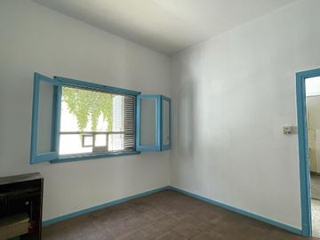 Departamento Tipo Casa en venta en Bernal Centro