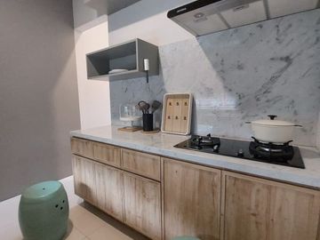The Blizfield Hunian Modern Tropical Design di BSD City