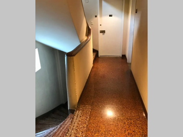 Departamento en Venta en Caballito 4 ambientes 2 baños 112 m2 + balcón, contrafrente – Rivadavia 6000