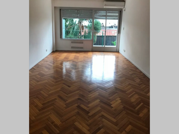 Departamento en Venta en Caballito 4 ambientes 2 baños 112 m2 + balcón, contrafrente – Rivadavia 6000