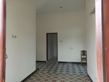 RUMAH CANTIK VIEW SAWAH 3 KAMAR TIDUR DI SOLODIRAN