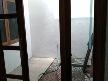 Rumah dijual dekat kampus Brawijaya di sukarno hatta Lowokwaru kota Malang.